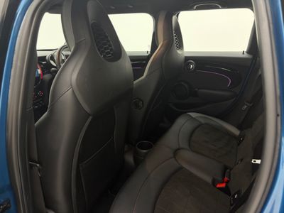 2022 Mini Hatch