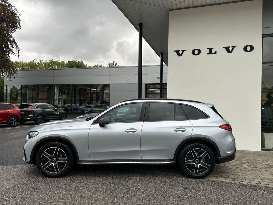 2025 Mercedes-Benz GLC Class