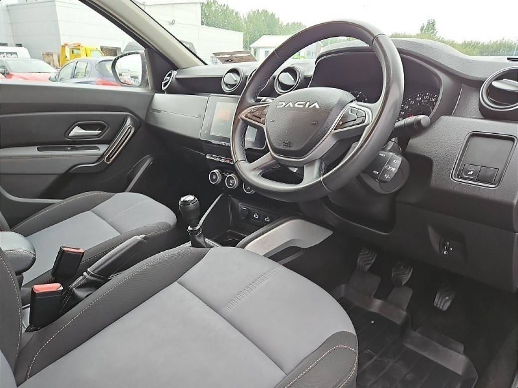 2023 Dacia Duster