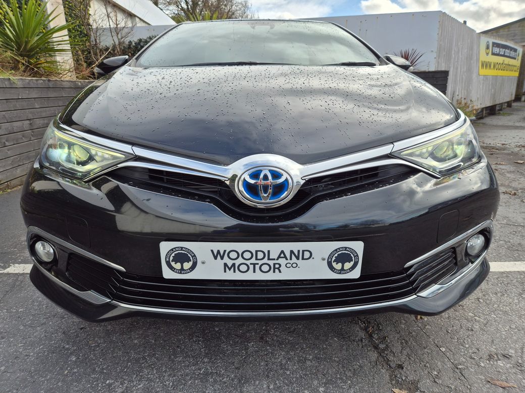 2016 Toyota Auris