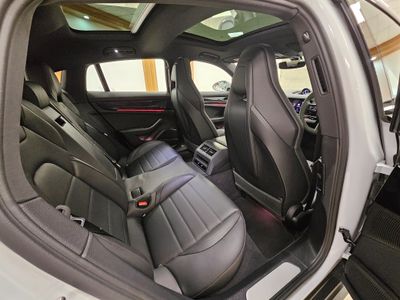 2025 Porsche Panamera