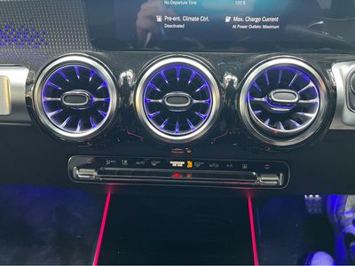 2023 Mercedes-Benz EQB