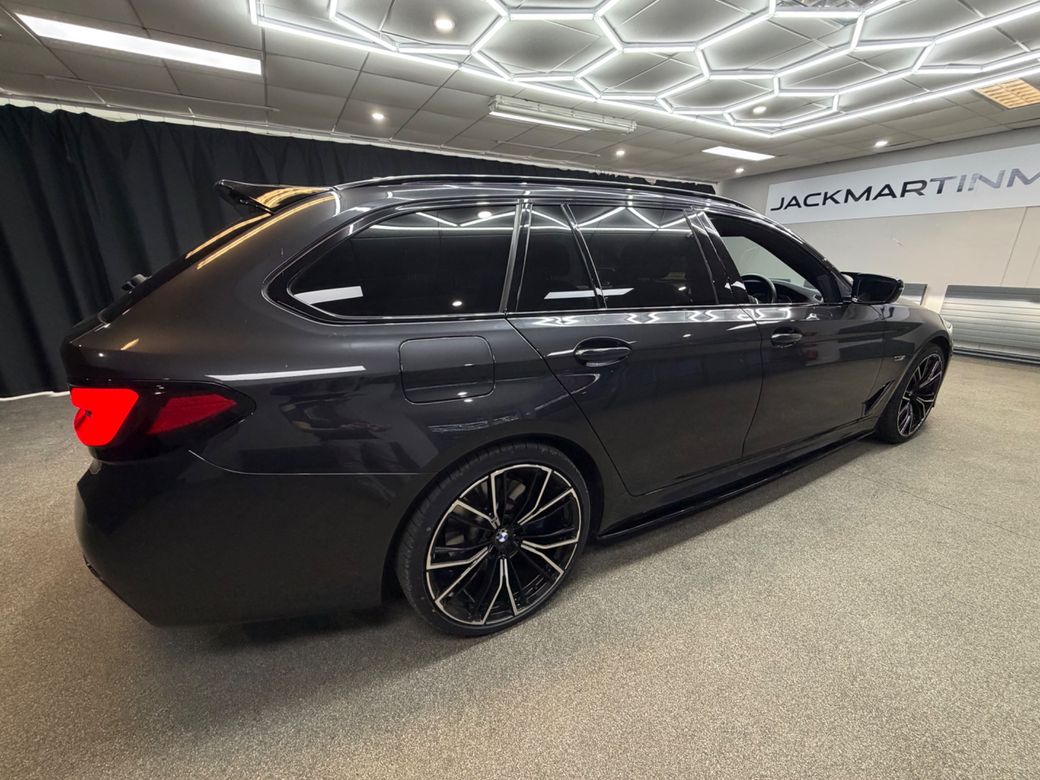 2022 BMW 5 Series