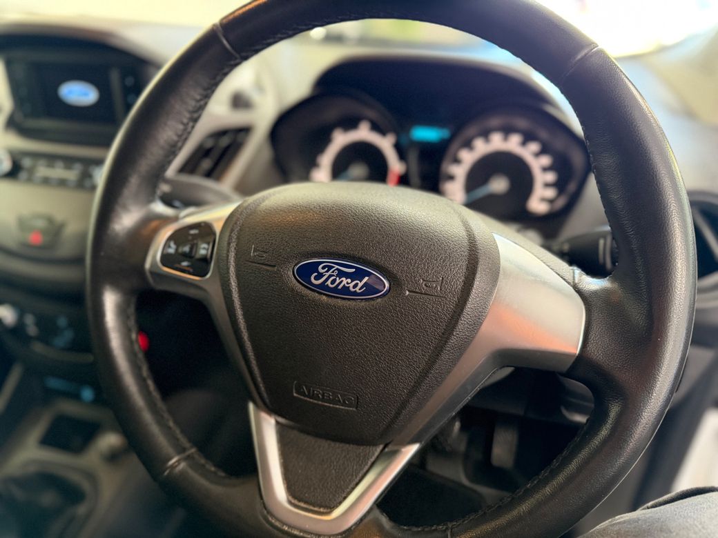 2022 Ford Transit Courier