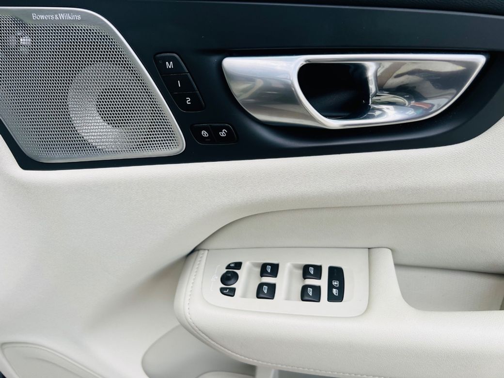 2023 Volvo XC60