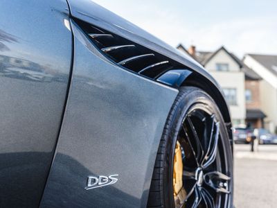 2018 Aston Martin DBS