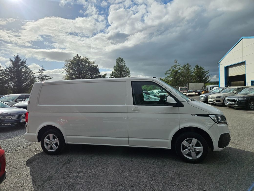 2022 Volkswagen Transporter