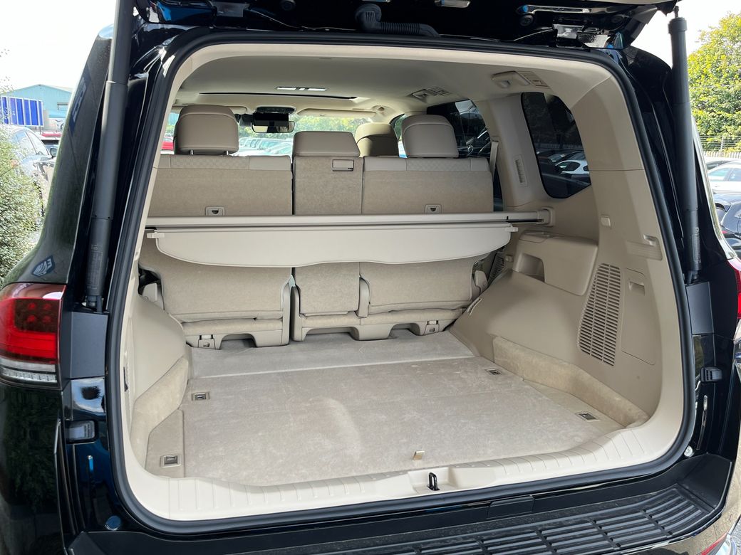 2025 Toyota Land Cruiser Amazon