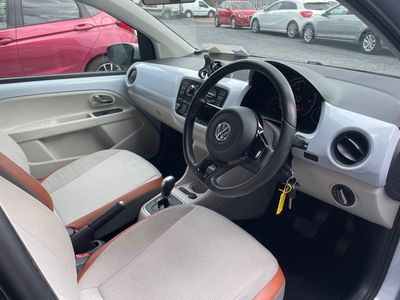 2013 Volkswagen up!