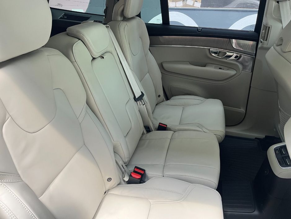 2025 Volvo XC90