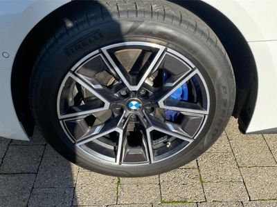 2025 BMW i4