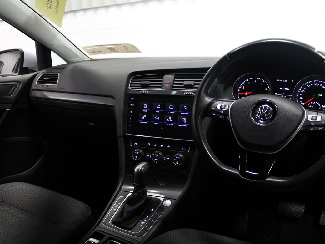 2017 Volkswagen Golf
