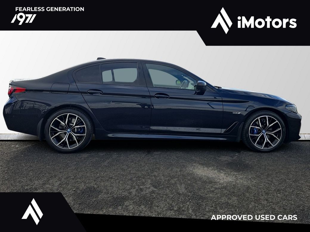 2023 BMW 530