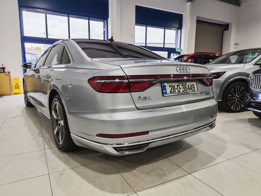 2021 Audi A8