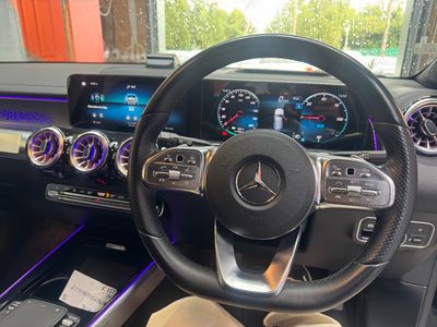 2023 Mercedes-Benz EQB