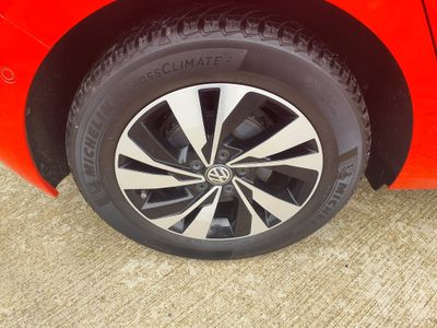 2019 Volkswagen Polo