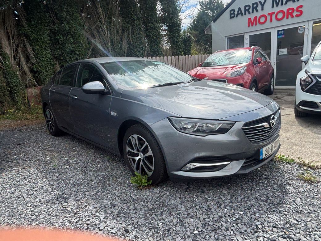 2020 Opel Insignia