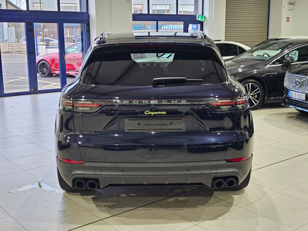 2023 Porsche Cayenne