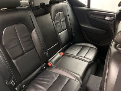 2022 Volvo XC40