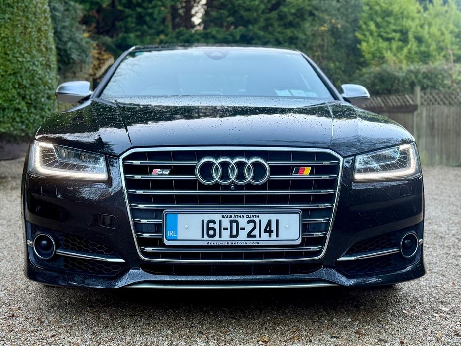 2016 Audi S8