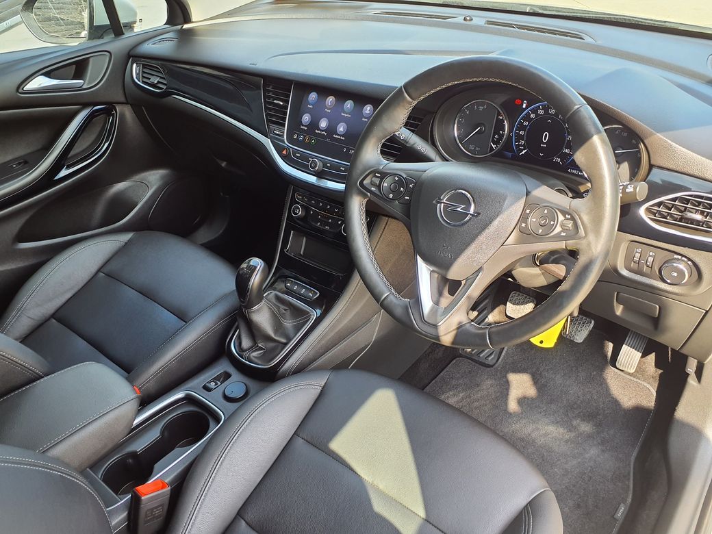 2020 Opel Astra