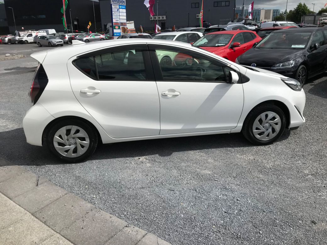 2021 Toyota Aqua