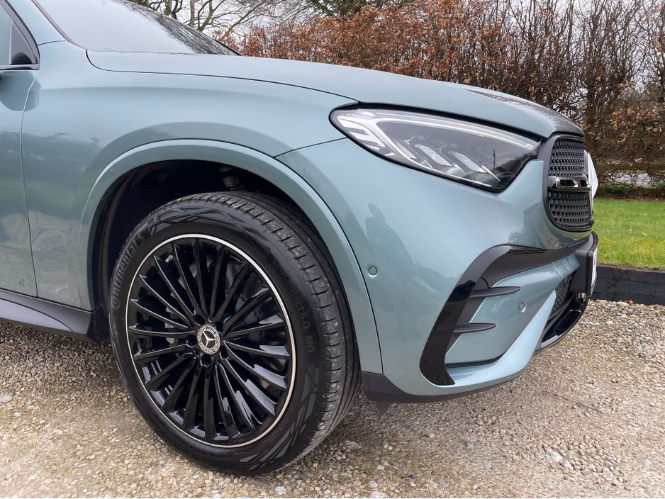 2025 Mercedes-Benz GLC Class