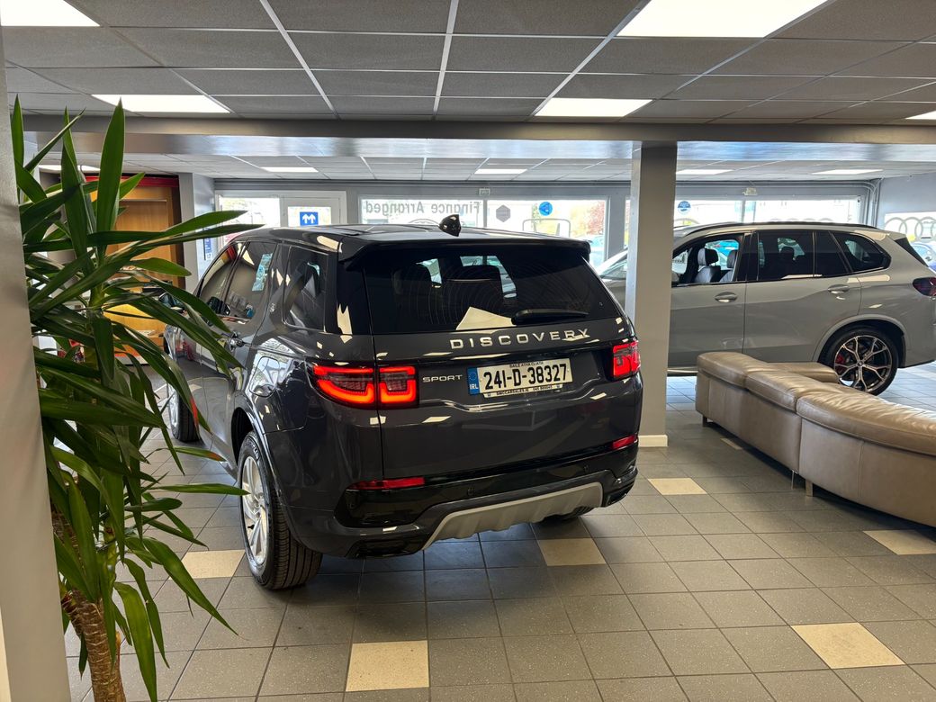 2024 Land Rover Discovery Sport