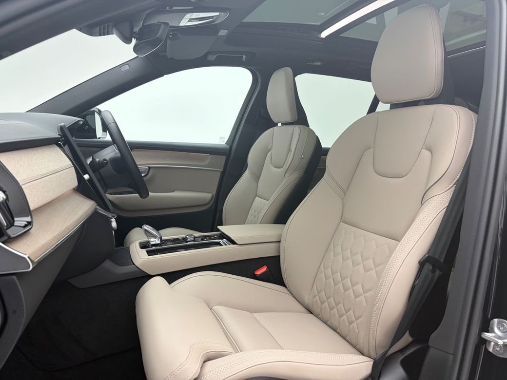 2025 Volvo XC90