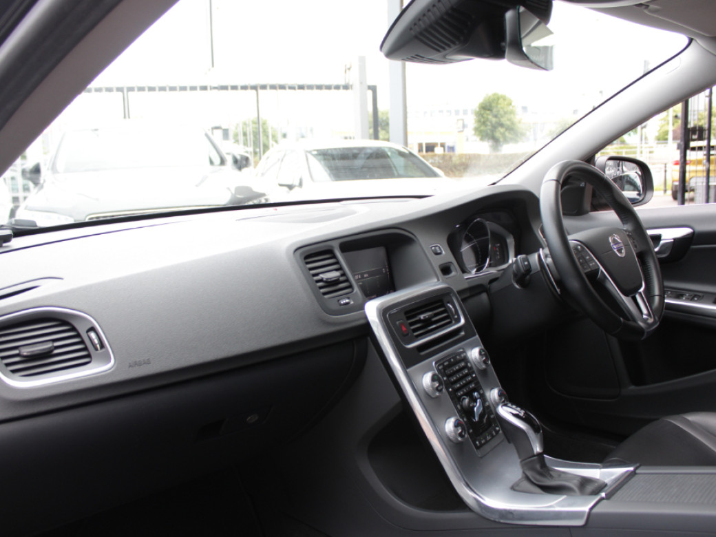 2019 Volvo S60