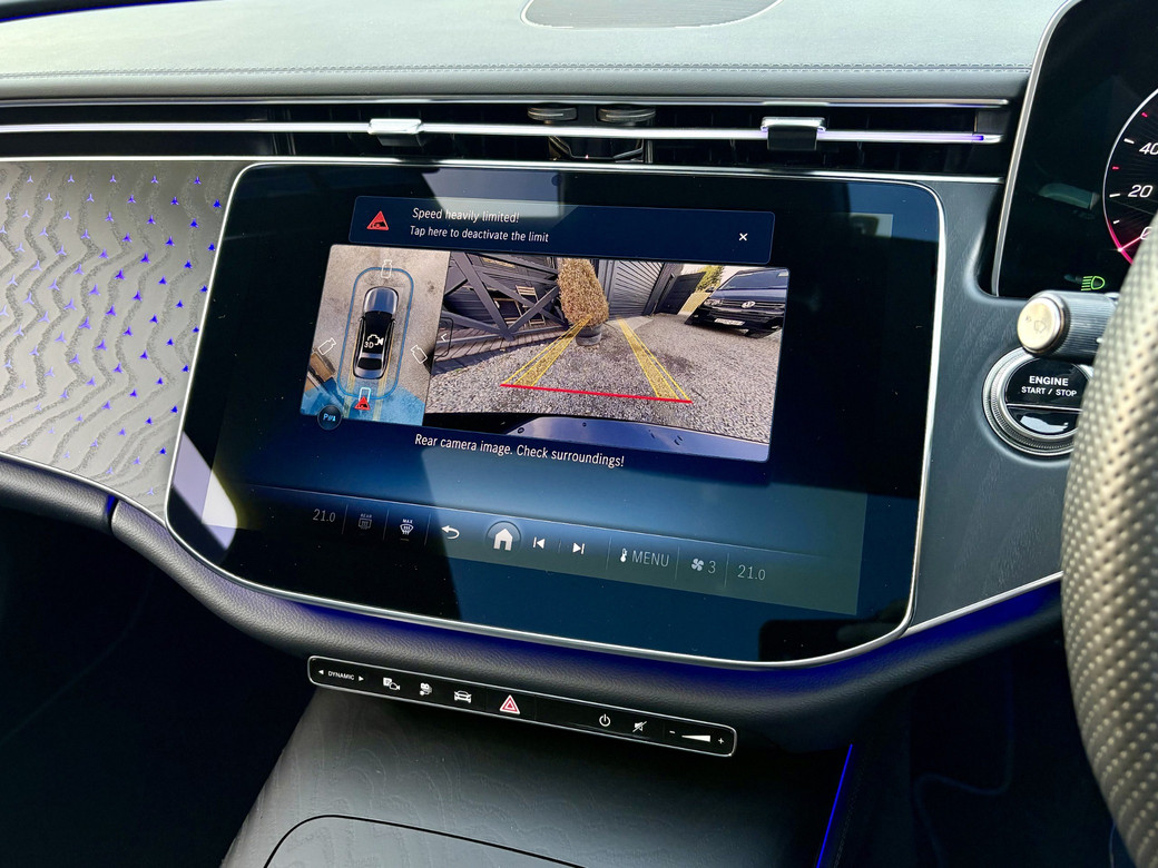 2025 Mercedes-Benz E 300