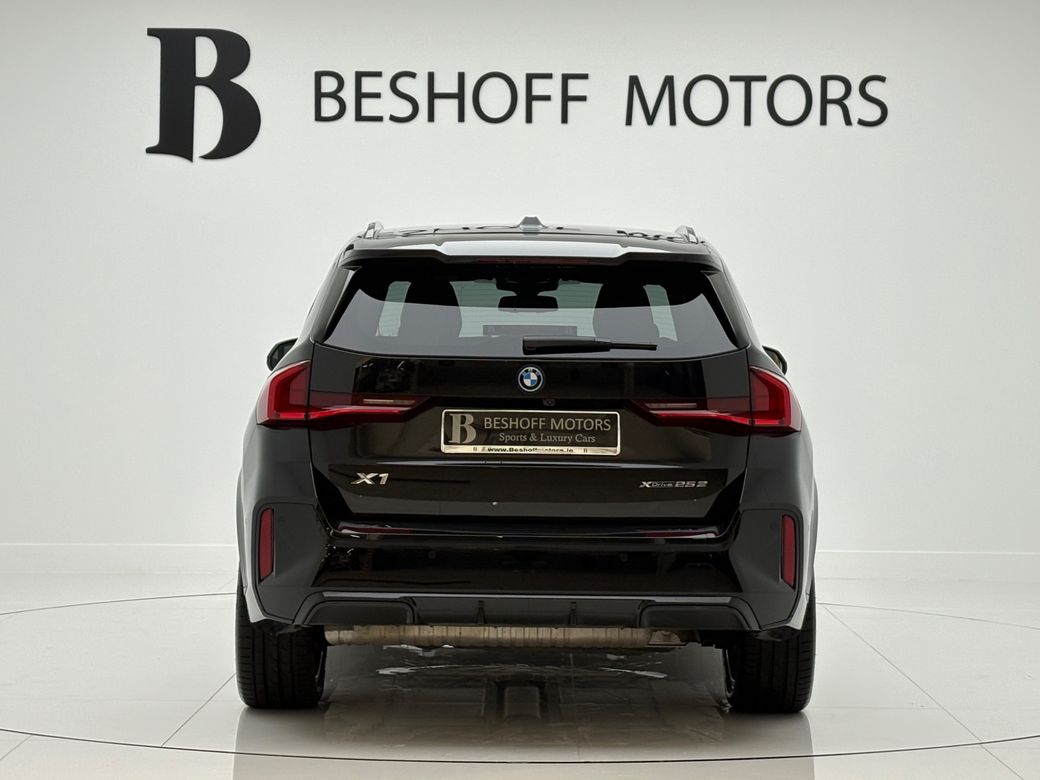 2025 BMW X1