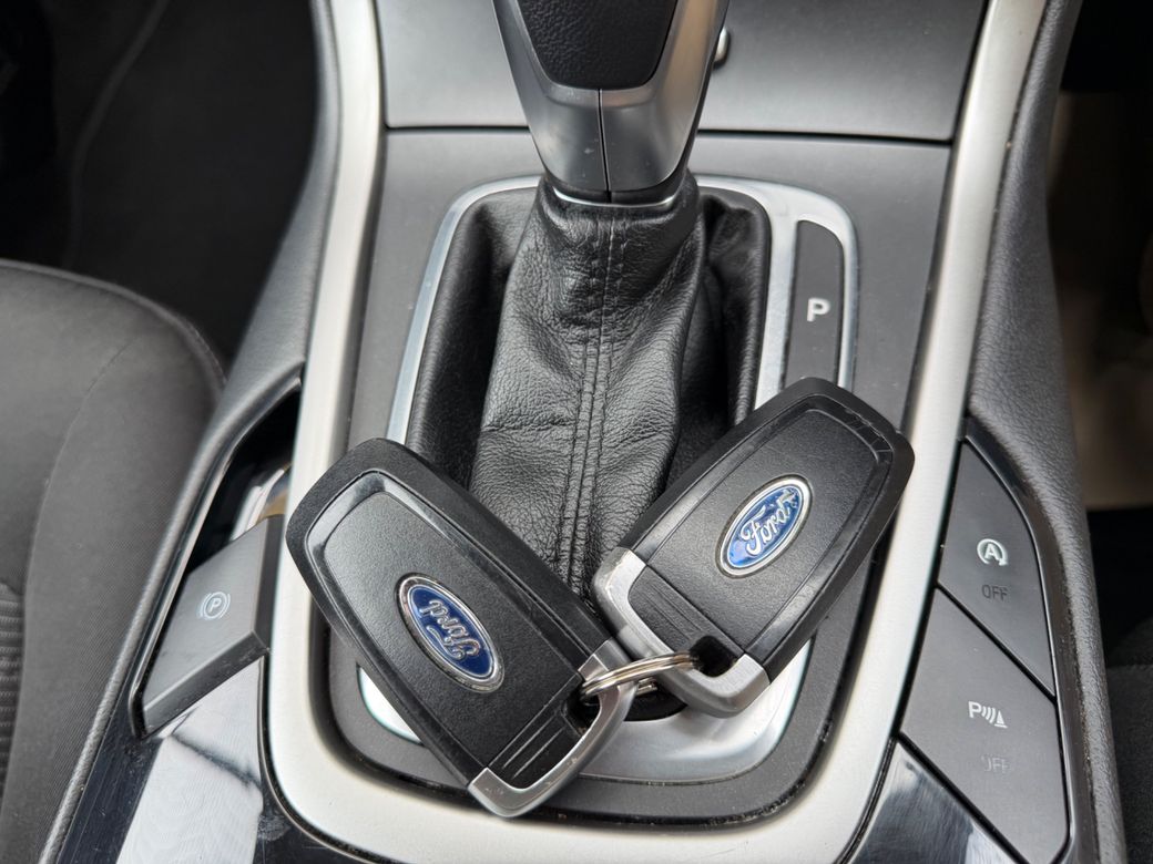 2017 Ford Galaxy