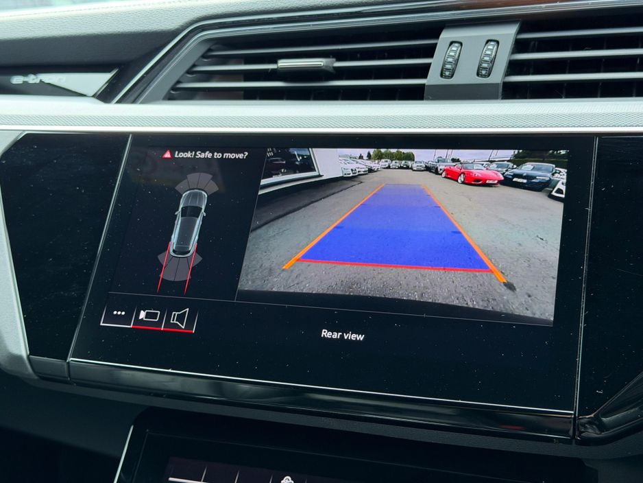 2024 Audi Q8 e-tron