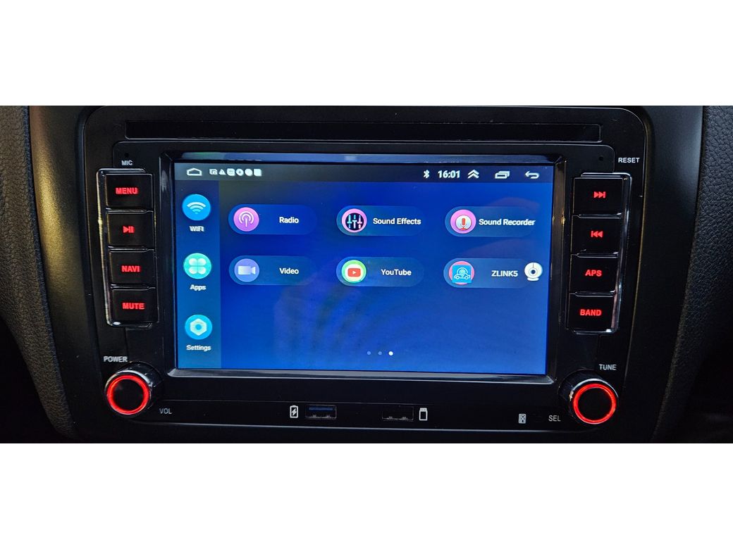 2015 Volkswagen Polo