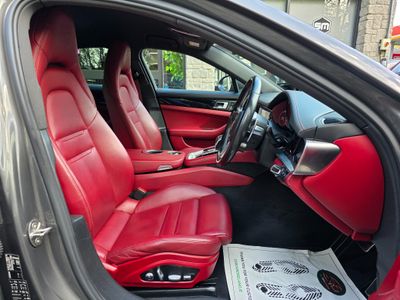 2018 Porsche Panamera