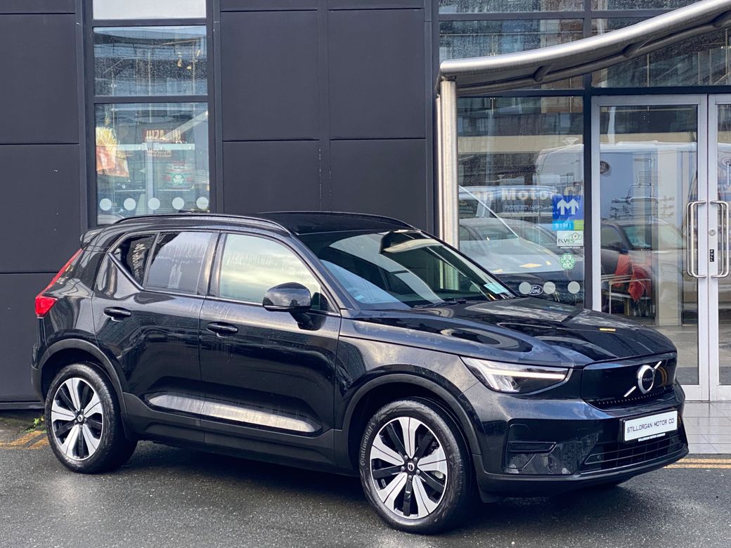 2023 Volvo XC40