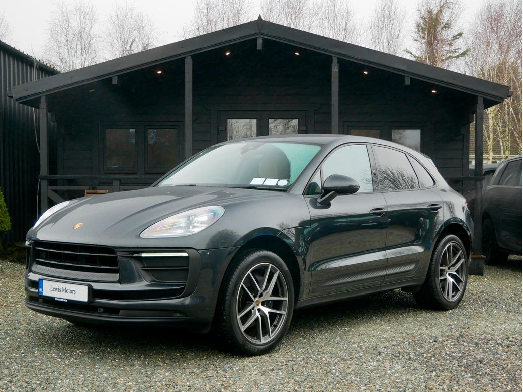 2023 Porsche Macan