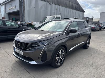 2023 Peugeot 5008