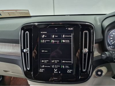 2021 Volvo XC40