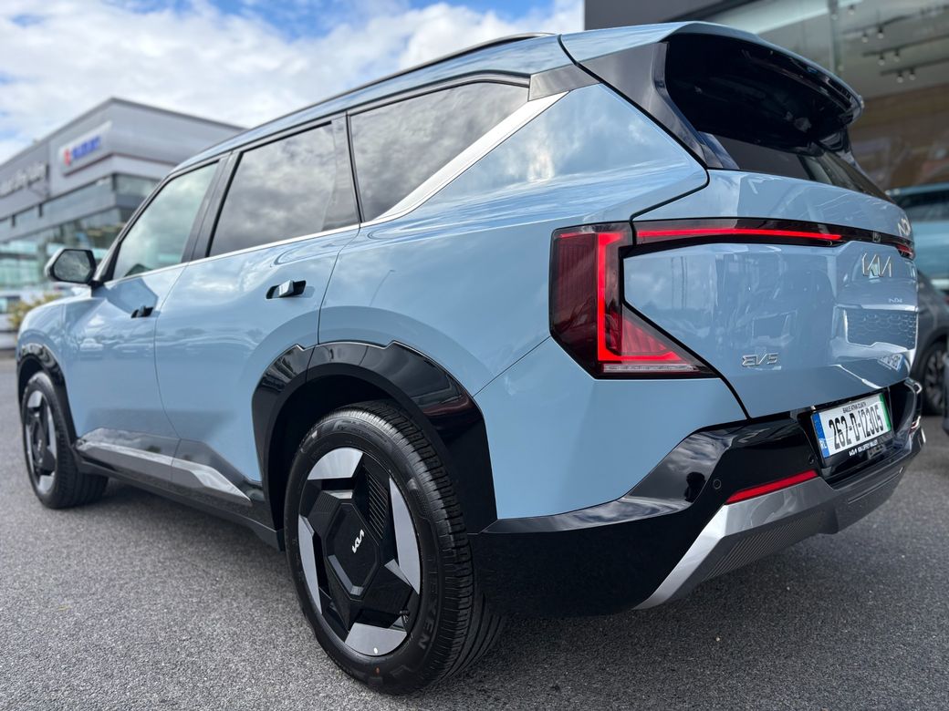 2026 Kia EV5