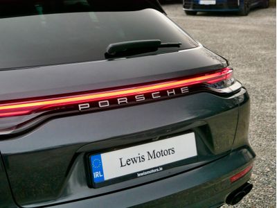 2023 Porsche Panamera