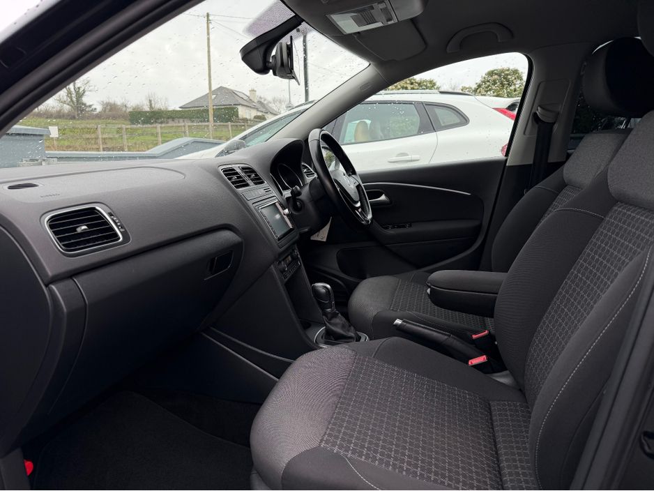 2017 Volkswagen Polo