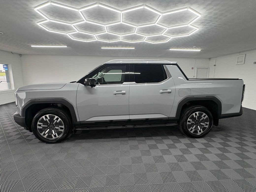 2027 Maxus eTERRON 9