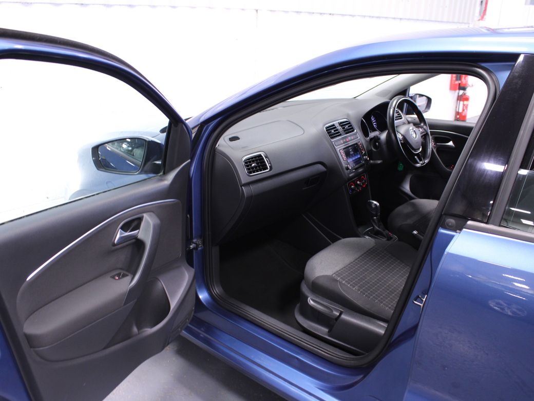 2017 Volkswagen Polo