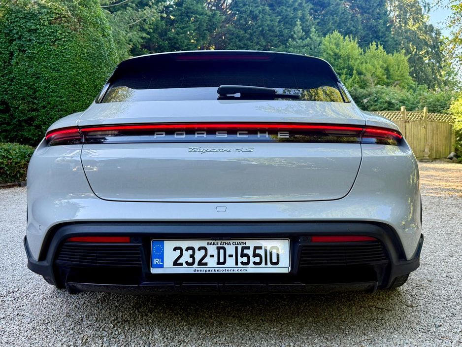 2023 Porsche Taycan
