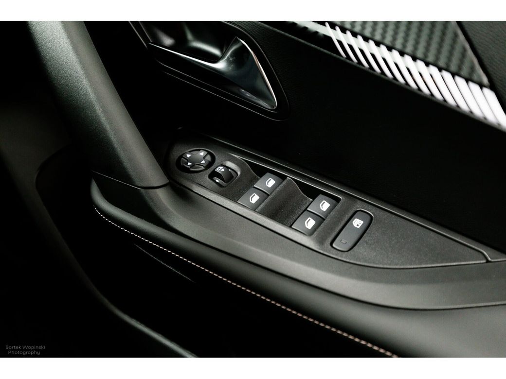 2025 Peugeot 2008