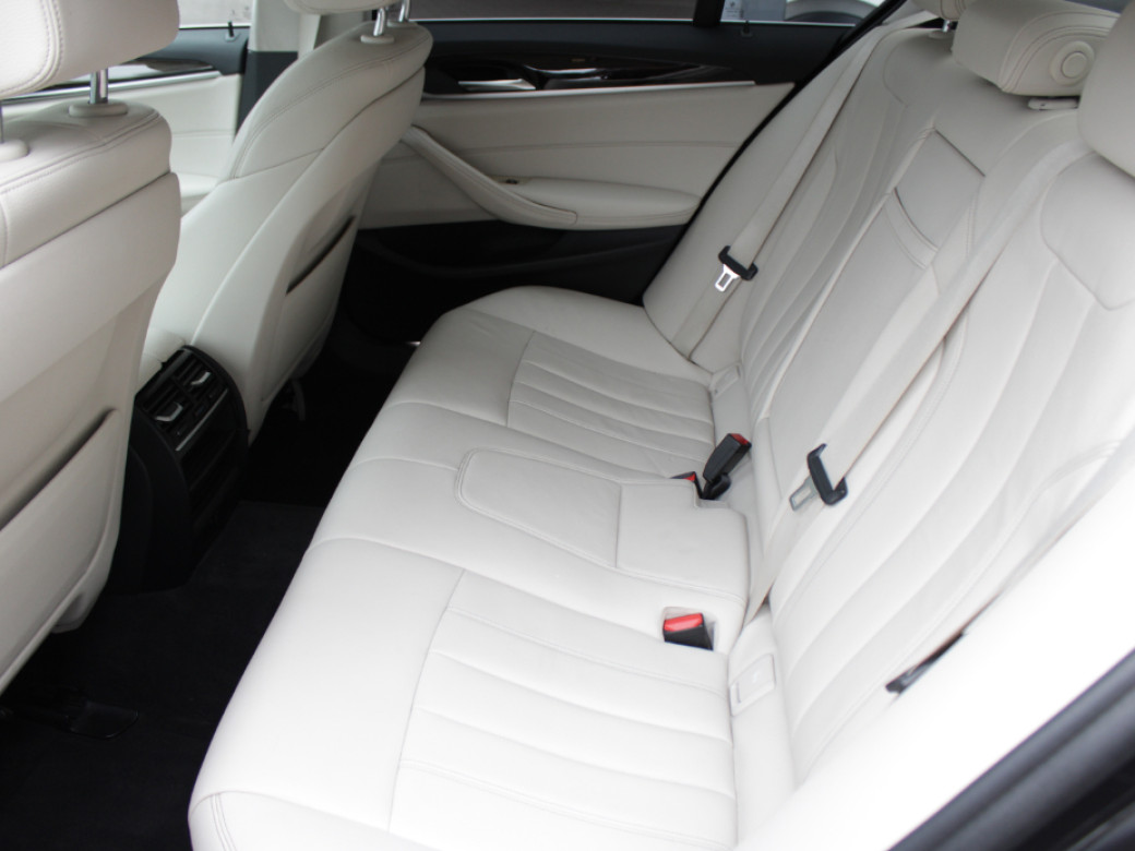 2018 BMW 5 Series