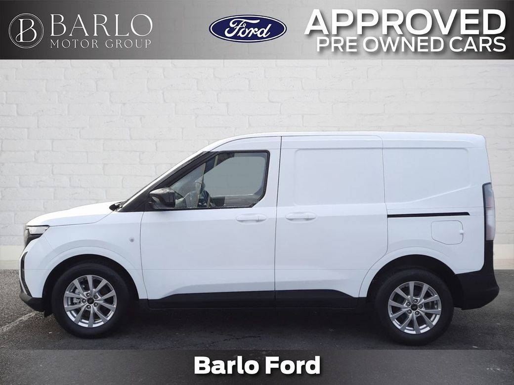 2025 Ford Transit Courier