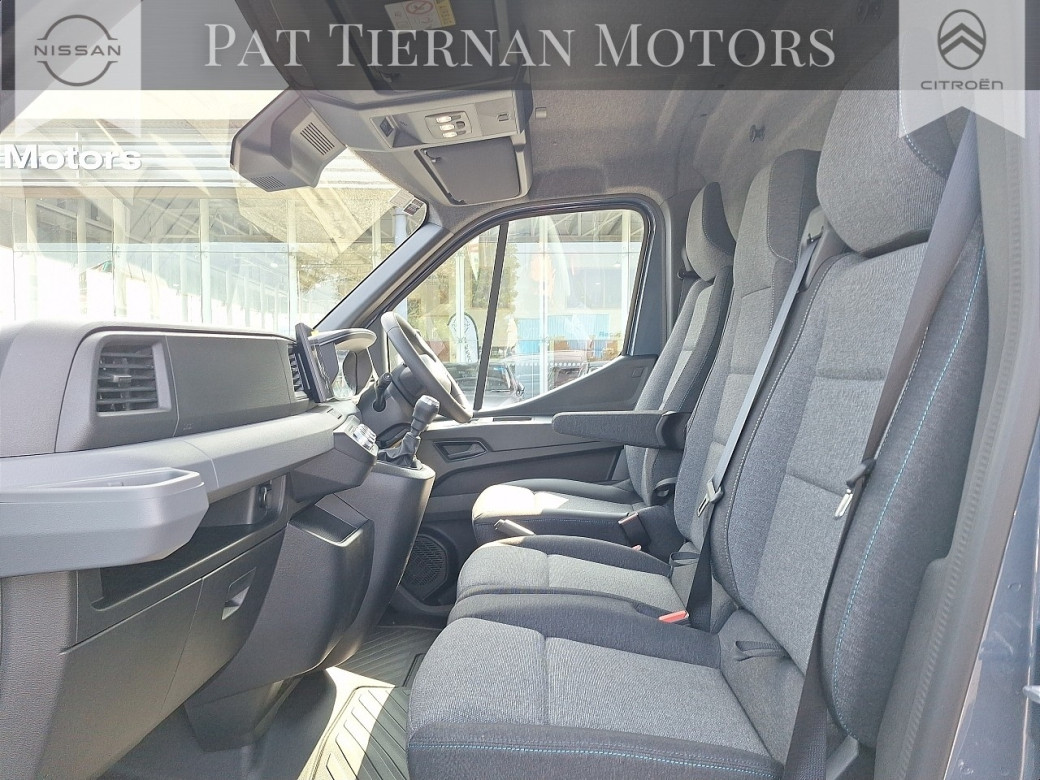 2025 Nissan Interstar